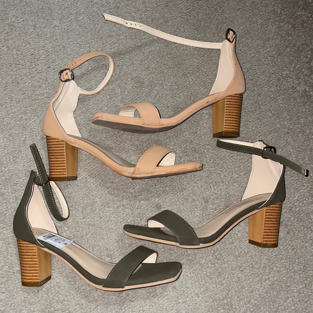 2 pairs women’s heels size 7